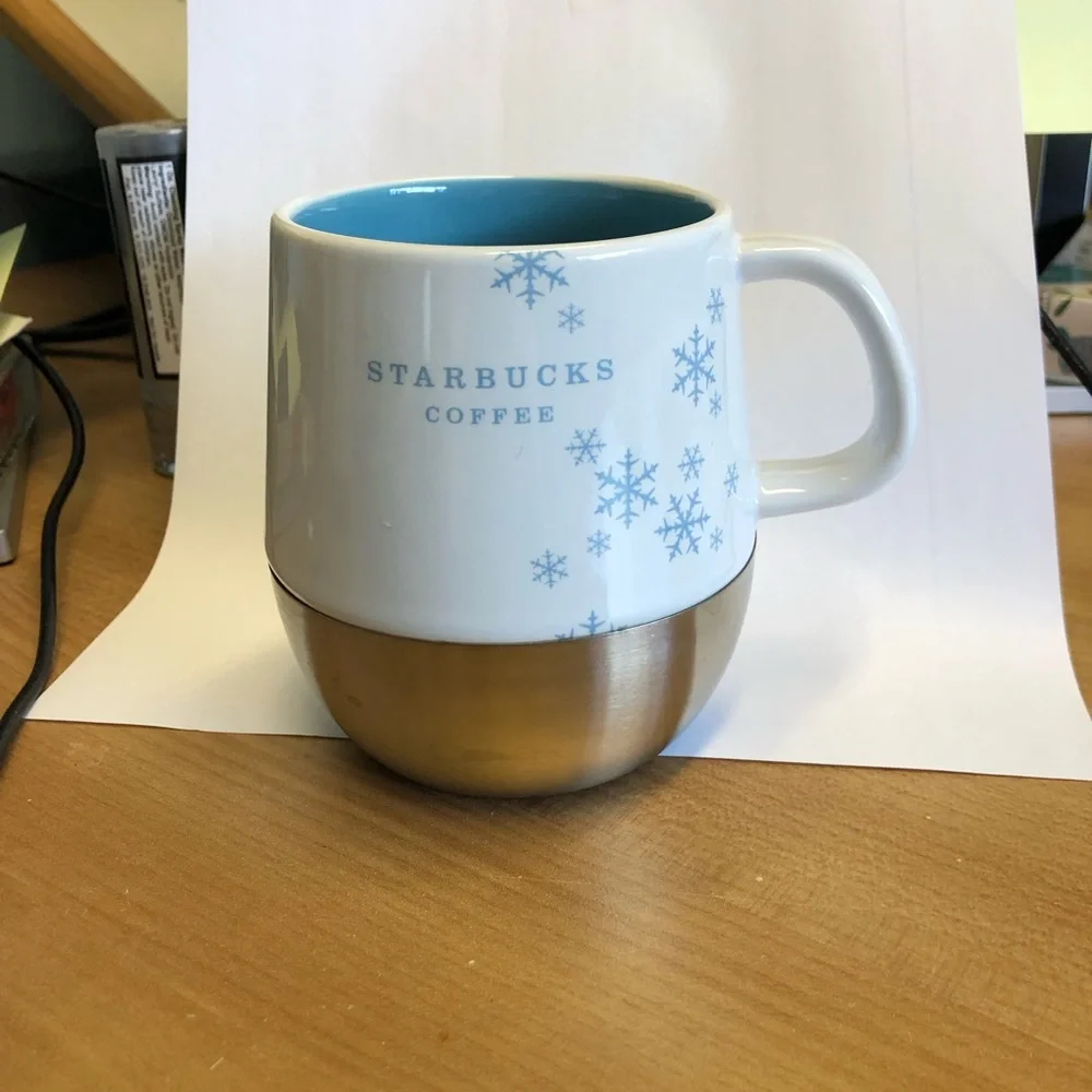 Starbucks White and Blue Snowflake Ceramic Mug with Gold Base 2007